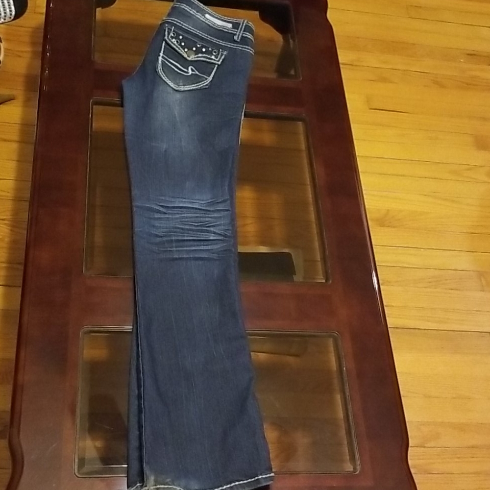 Jeans - Picture 2 of 5